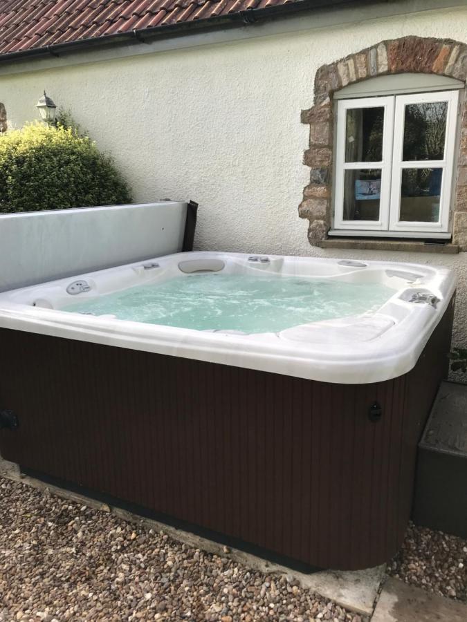 The Nookery Villa Winscombe Buitenkant foto